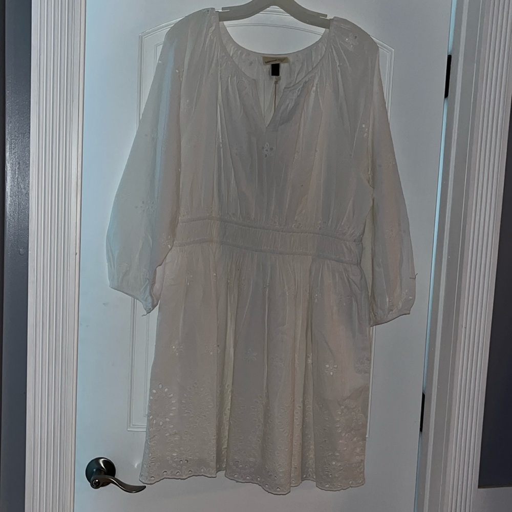 BRAND NEW w/ tags white Universal Thread Goods Co. dress long sleeve mid thigh
